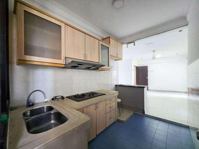 Apartment for Sale at Pangsapuri Sri Baiduri - Zul Syafiq - Kitchen - PropertyGuru.com.my