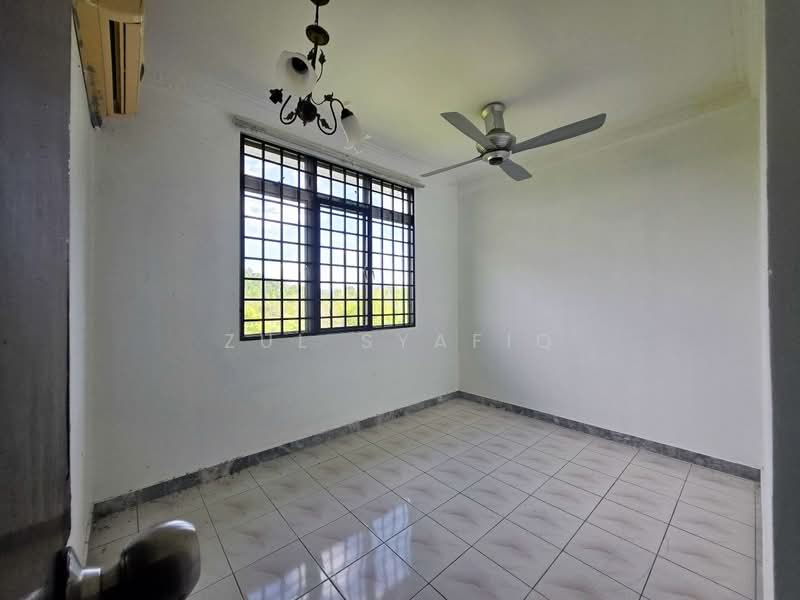 Apartment for Sale at Pangsapuri Sri Baiduri - Zul Syafiq - Interior - PropertyGuru.com.my