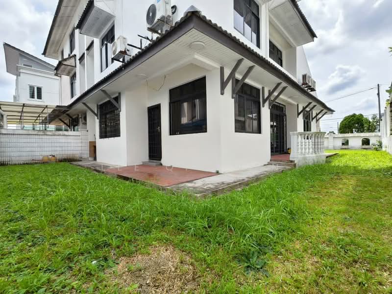 Semi-Detached House for Sale in Taman Johor Jaya (Johor Bahru) - Lee Qiu Wen - Exterior - PropertyGuru.com.my