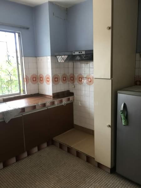 2.5-storey Terraced House for Rent in Damansara Jaya (Petaling Jaya) - Eric Lim - Kitchen - PropertyGuru.com.my