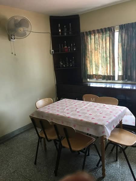 2.5-storey Terraced House for Rent in Damansara Jaya (Petaling Jaya) - Eric Lim - Dining Room - PropertyGuru.com.my
