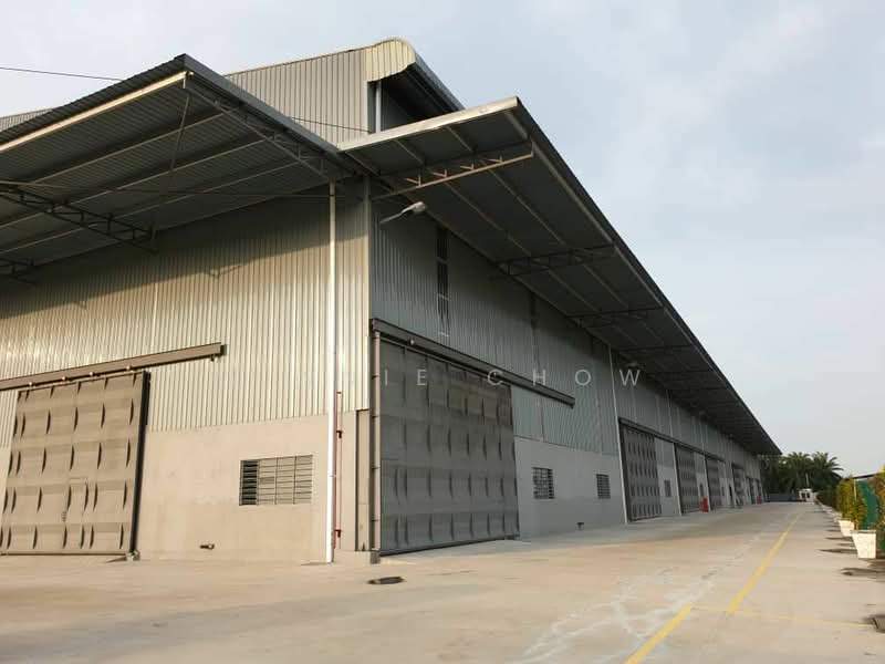 Warehouse for Rent in Berjaya Park (Shah Alam) - Winnie Chow - Exterior - PropertyGuru.com.my