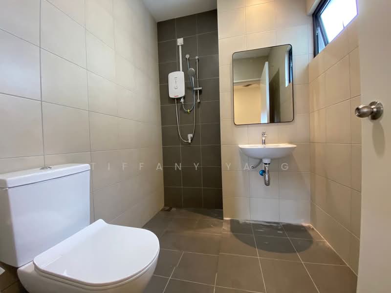 Rumah Teres 2 Tingkat untuk Disewa di Bandar Gamuda Gardens (Rawang) - Tiffany Yang - Bilik Mandi - PropertyGuru.com.my