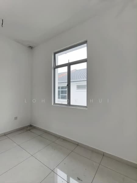 Semi-Detached House for Sale in Taman Mutiara Rini (Skudai) - Loh Kok Hui - Interior - PropertyGuru.com.my