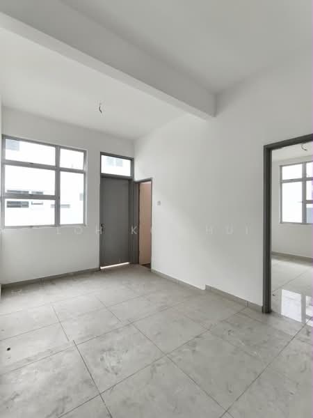 Semi-Detached House for Sale in Taman Mutiara Rini (Skudai) - Loh Kok Hui - Interior - PropertyGuru.com.my