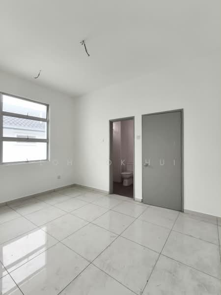 Semi-Detached House for Sale in Taman Mutiara Rini (Skudai) - Loh Kok Hui - Interior - PropertyGuru.com.my