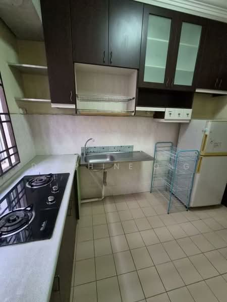 Pangsapuri untuk Disewa di Sri Awana Townhouse - Dolphine Ong - Kitchen - PropertyGuru.com.my
