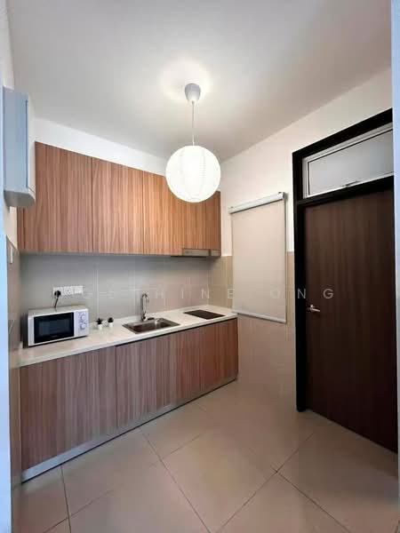 Servis Apartment untuk Disewa di TRELLIS RESIDENCES - Dolphine Ong - Kitchen - PropertyGuru.com.my