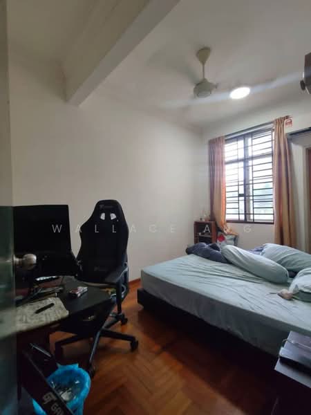 2-storey Terraced House for Sale in Taman Daya (Johor Bahru) - Wallace Ang - Bedroom - PropertyGuru.com.my
