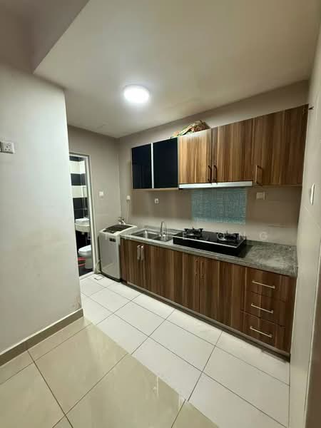 Service Residence for Sale at D'Secret Garden (Pangsapuri Kempas Indah) - Dolphine Ong - Kitchen - PropertyGuru.com.my