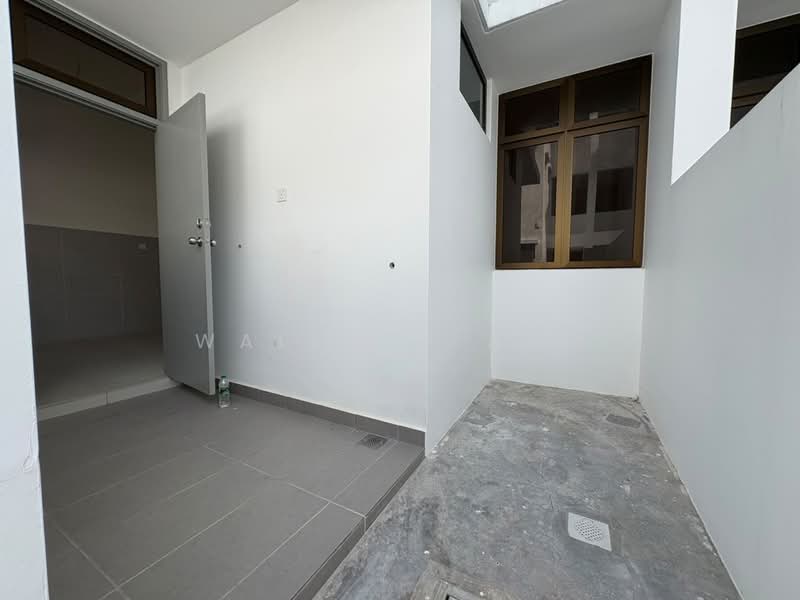 Rumah Teres 2 Tingkat untuk Dijual di Taman Mutiara Rini (Skudai) - Wallace Ang - PropertyGuru.com.my