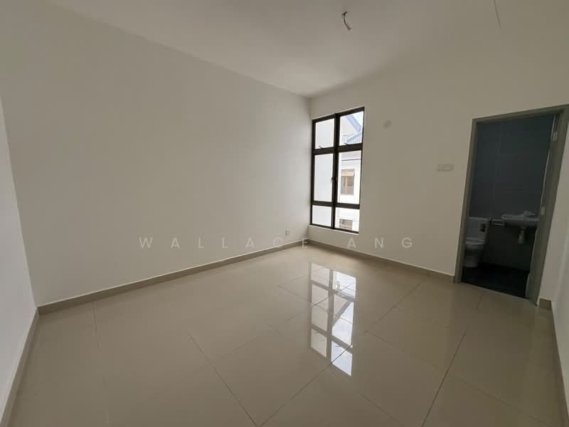 Rumah Teres 2 Tingkat untuk Dijual di Taman Mutiara Rini (Skudai) - Wallace Ang - PropertyGuru.com.my