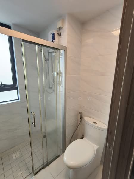 Apartment for Rent at Starview Bay @ Forest City - Ck Leow - Bathroom - PropertyGuru.com.my