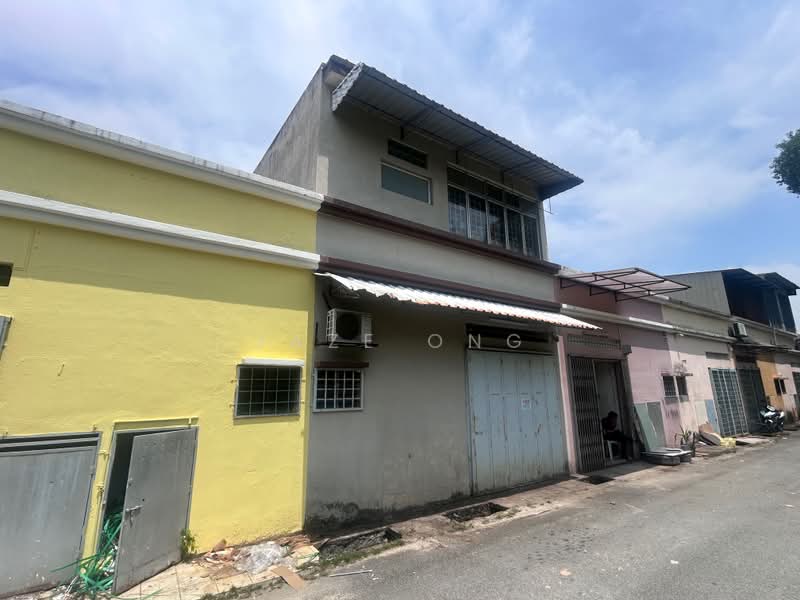 Kedai / Pejabat untuk Dijual di Bandar Puteri Puchong (Puchong) - Jaze Ong - Exterior - PropertyGuru.com.my