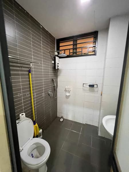 Condominium for Sale at PARC Regency (Residensi Masai) - Dolphine Ong - Bathroom - PropertyGuru.com.my