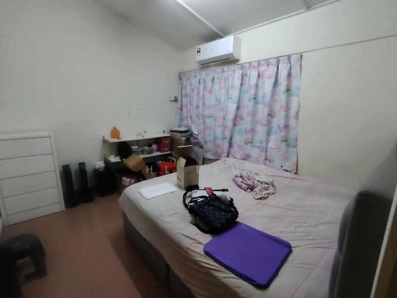 2-storey Terraced House for Sale in Sri Petaling (Kuala Lumpur) - HL Lau - Bedroom - PropertyGuru.com.my