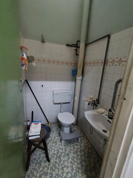 2-storey Terraced House for Sale in Sri Petaling (Kuala Lumpur) - HL Lau - Bathroom - PropertyGuru.com.my