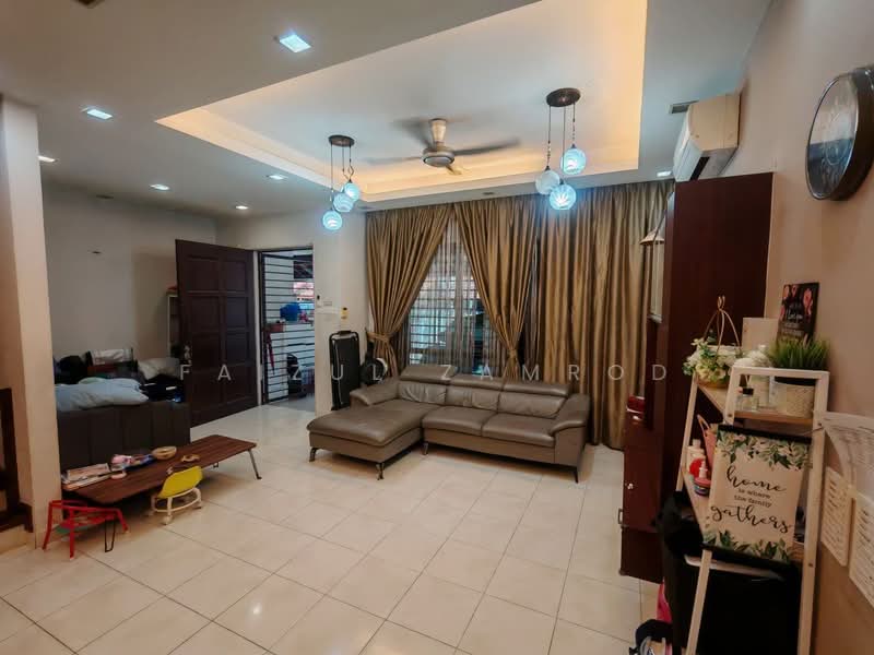 2-storey Terraced House for Sale in Hulu Langat (Selangor) - Faizul Zamrod - Living Room - PropertyGuru.com.my