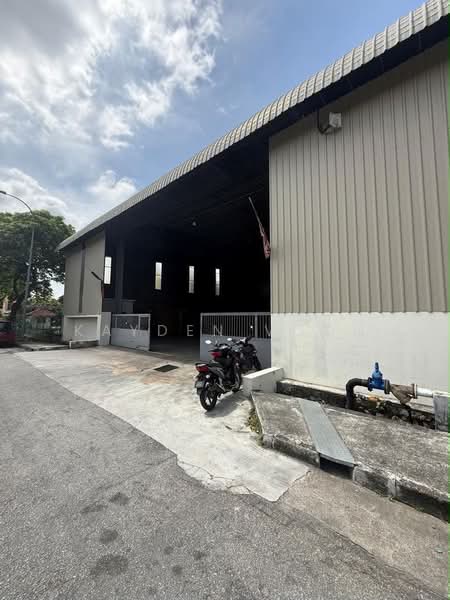Kilang untuk Disewa di Taman Desa Cemerlang (Ulu Tiram) - Kayden Voon - Exterior - PropertyGuru.com.my