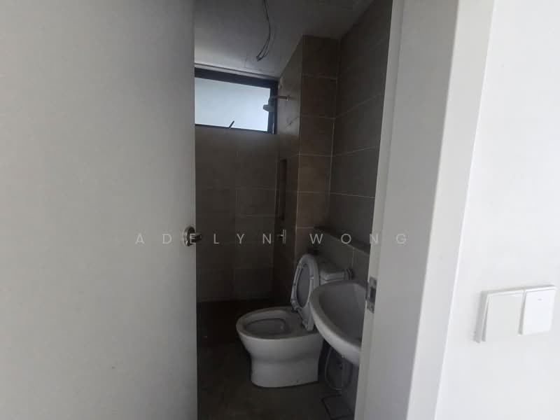 Service Residence for Sale at Setia City Residences - Adelyn Wong - Bathroom - PropertyGuru.com.my