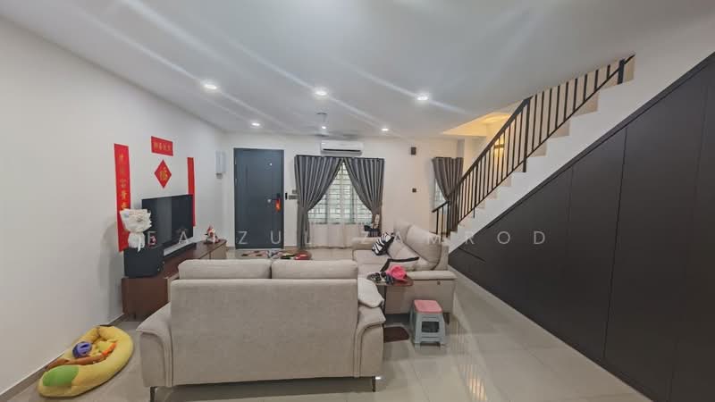 2-storey Terraced House for Sale in Sepang (Selangor) - Faizul Zamrod - Living Room - PropertyGuru.com.my