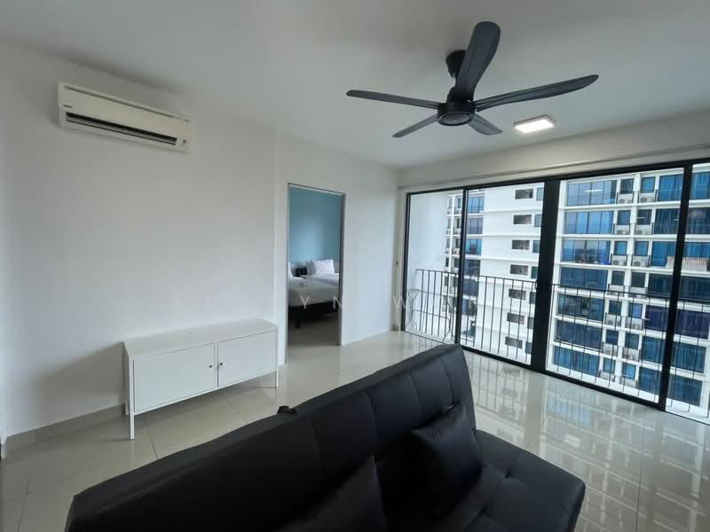 Servis Apartment untuk Dijual di Trefoil @ Setia City - Adelyn Wong - Living Room - PropertyGuru.com.my