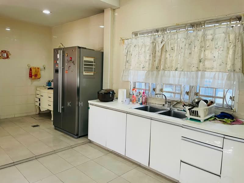 2-storey Terraced House for Sale in Seksyen 32, Kemuning Green Ville (Shah Alam) - Kho Daniel - Kitchen - PropertyGuru.com.my