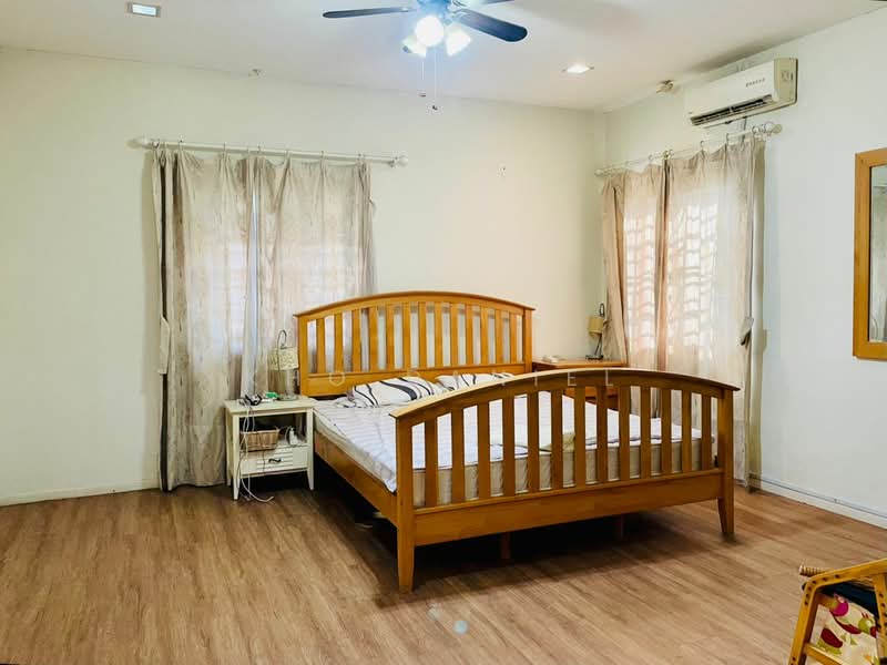 2-storey Terraced House for Sale in Seksyen 32, Kemuning Green Ville (Shah Alam) - Kho Daniel - Bedroom - PropertyGuru.com.my