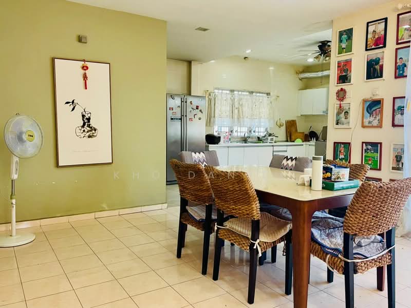 2-storey Terraced House for Sale in Seksyen 32, Kemuning Green Ville (Shah Alam) - Kho Daniel - Dining Room - PropertyGuru.com.my