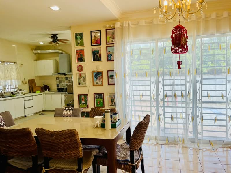 2-storey Terraced House for Sale in Seksyen 32, Kemuning Green Ville (Shah Alam) - Kho Daniel - Kitchen - PropertyGuru.com.my