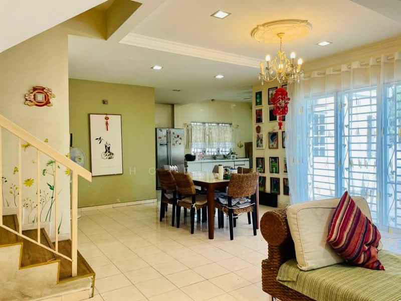 2-storey Terraced House for Sale in Seksyen 32, Kemuning Green Ville (Shah Alam) - Kho Daniel - Living Room - PropertyGuru.com.my