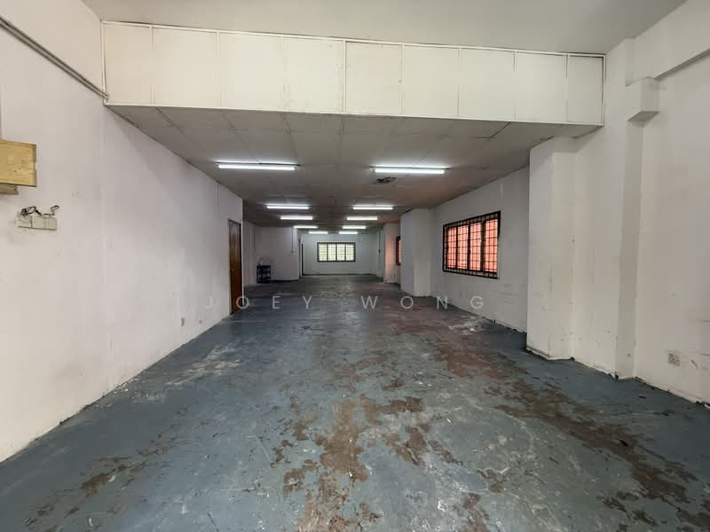 Shop for Rent in Taman Serdang Perdana (Seri Kembangan) - Joey Wong - Interior - PropertyGuru.com.my