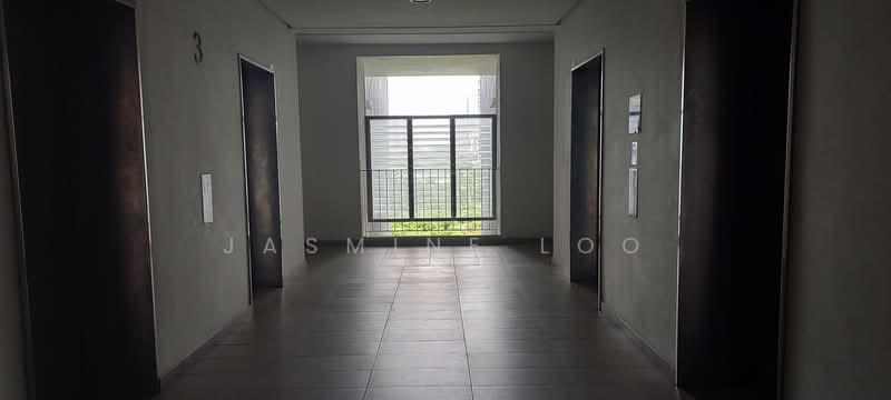 Kondominium untuk Dijual di Lakeville Residence - Jasmine Loo - Corridor - PropertyGuru.com.my