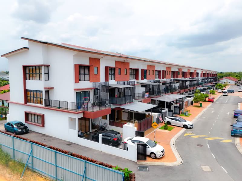 Rumah Teres 3 Tingkat untuk Dijual di Puchong (Selangor) - BILYA ARIFF - PropertyGuru.com.my