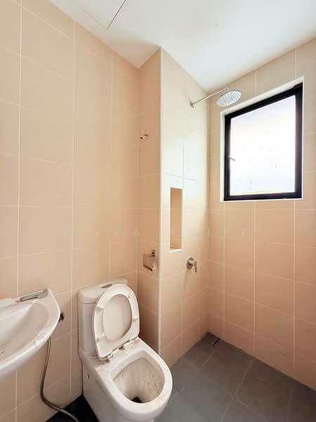 Rumah Teres 3 Tingkat untuk Dijual di Puchong (Selangor) - BILYA ARIFF - PropertyGuru.com.my