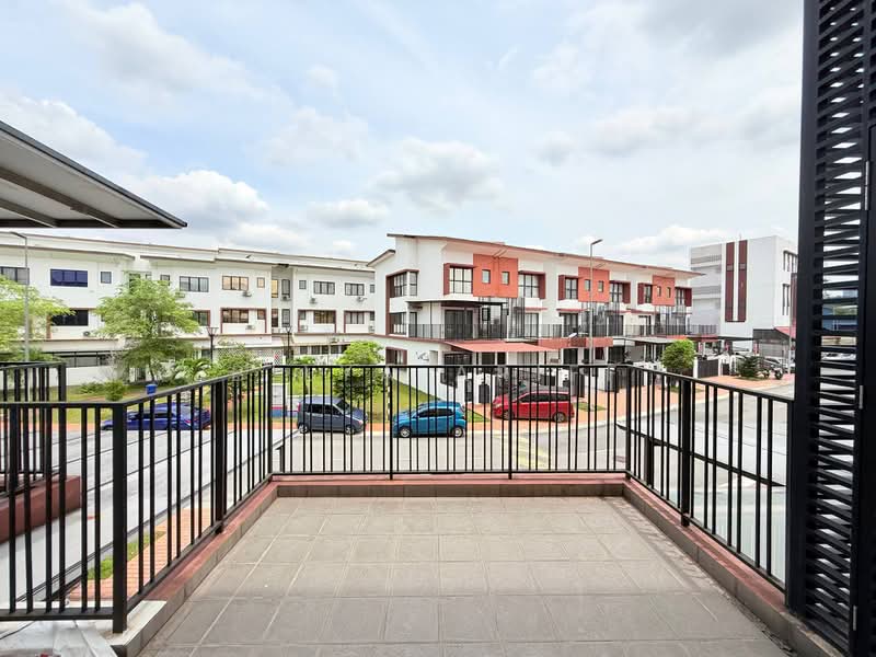 Rumah Teres 3 Tingkat untuk Dijual di Puchong (Selangor) - BILYA ARIFF - PropertyGuru.com.my