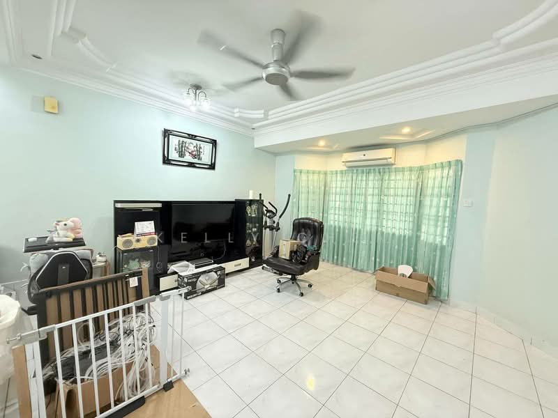 2-storey Terraced House for Sale in Taman Desa Tebrau (Tebrau) - Kelly Chen - Living Room - PropertyGuru.com.my