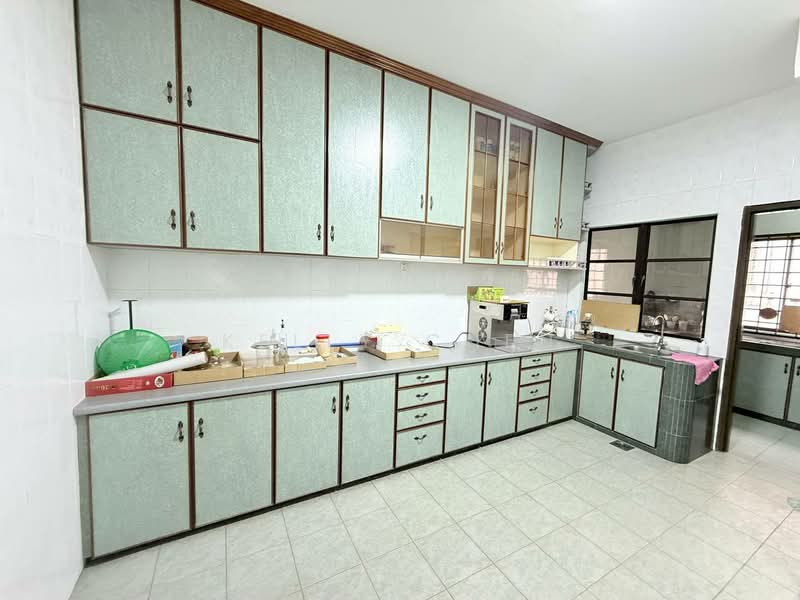 2-storey Terraced House for Sale in Taman Desa Tebrau (Tebrau) - Kelly Chen - Kitchen - PropertyGuru.com.my