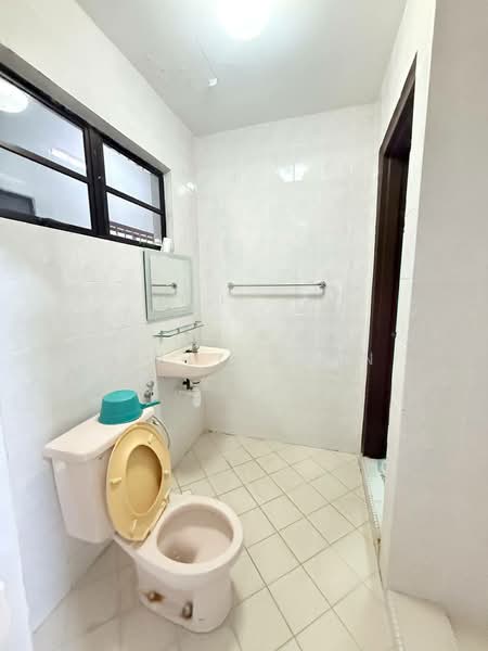 2-storey Terraced House for Sale in Taman Desa Tebrau (Tebrau) - Kelly Chen - Bathroom - PropertyGuru.com.my