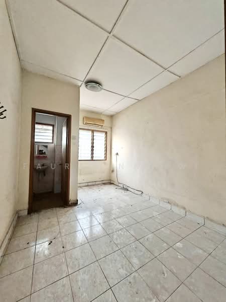 2.5-storey Terraced House for Sale in Kota Perdana (Seri Kembangan) - Fauran Nawawi - PropertyGuru.com.my