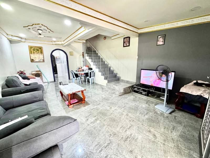 Rumah Teres 2 Tingkat untuk Dijual di Kajang (Selangor) - Fauran Nawawi - Living Room - PropertyGuru.com.my