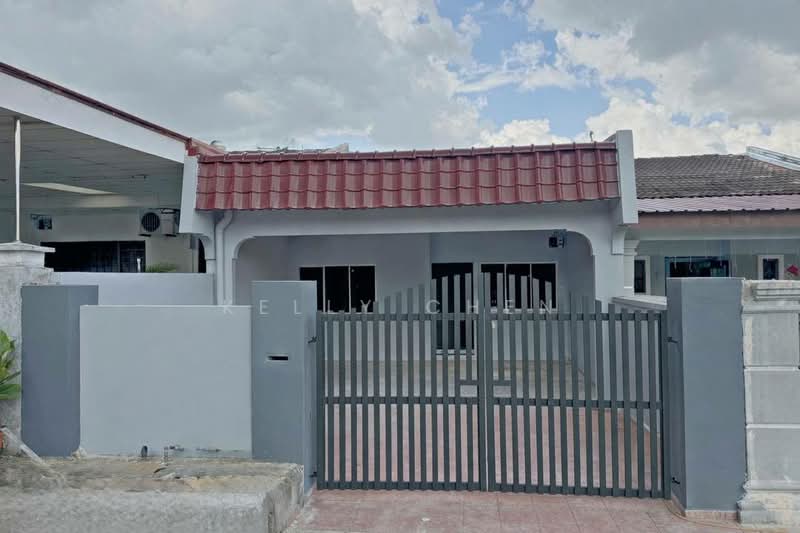 Rumah Teres 1-Tingkat untuk Dijual di Skudai (Johor) - Kelly Chen - Exterior - PropertyGuru.com.my