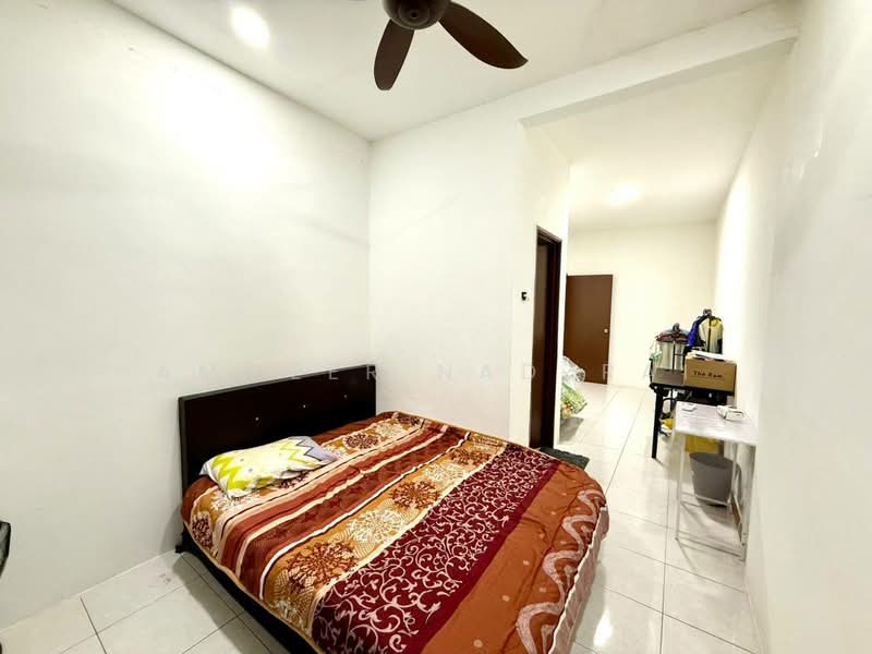 Rumah Teres 2-Tingkat untuk Dijual di Taman Desiran Bayu (Puchong) - Ammeer Nadzrai - Bedroom - PropertyGuru.com.my