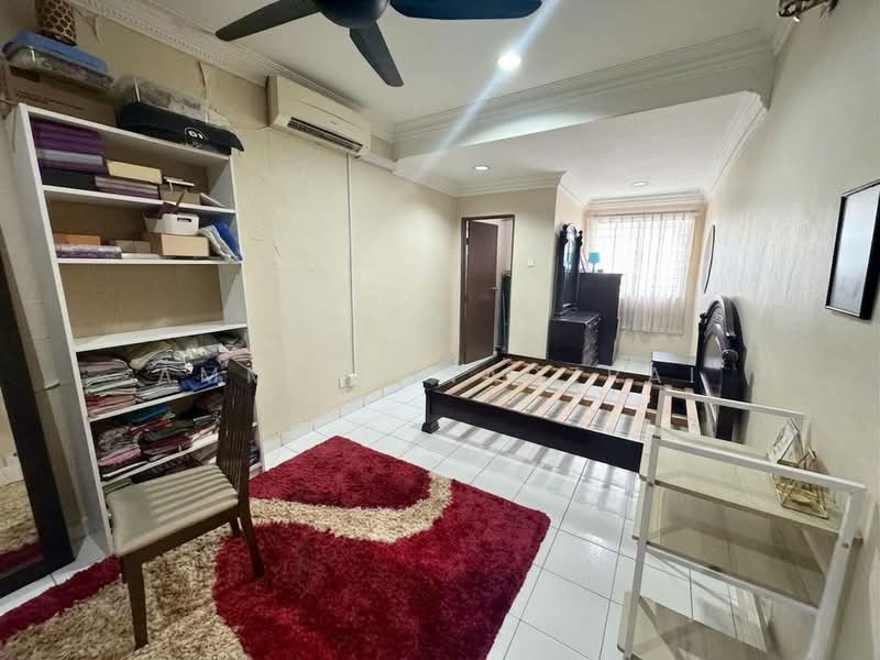 2-storey Terraced House for Sale in Taman Prima Saujana (Kajang) - Ammeer Nadzrai - Bedroom - PropertyGuru.com.my