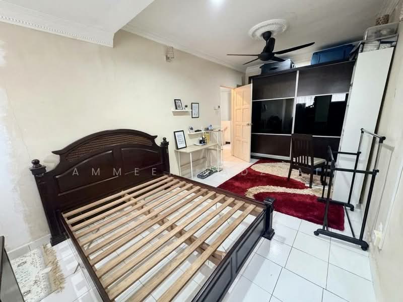 2-storey Terraced House for Sale in Taman Prima Saujana (Kajang) - Ammeer Nadzrai - Bedroom - PropertyGuru.com.my