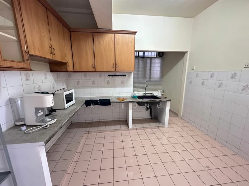 Pangsapuri untuk Dijual di Prima Saujana - JK Leong - Kitchen - PropertyGuru.com.my