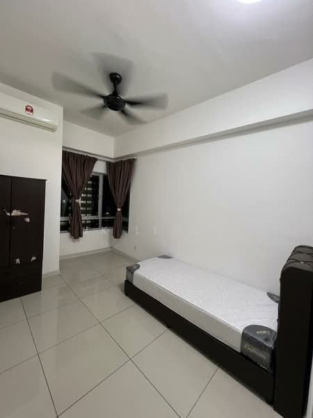 Service Residence for Sale at Savanna Executive Suite @ Southville City - JK Leong - Bedroom - PropertyGuru.com.my