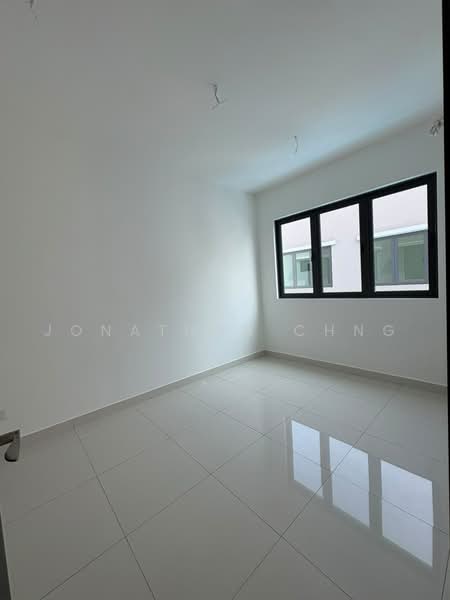 Rumah Berkembar untuk Dijual di Bandar Cassia (Batu Kawan) - Jonathan Chng - Interior - PropertyGuru.com.my