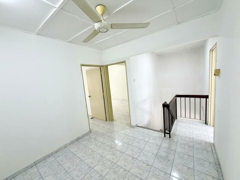 2-storey Terraced House for Sale in Taman Bukit Permai (Kajang) - Ammeer Nadzrai - Interior - PropertyGuru.com.my