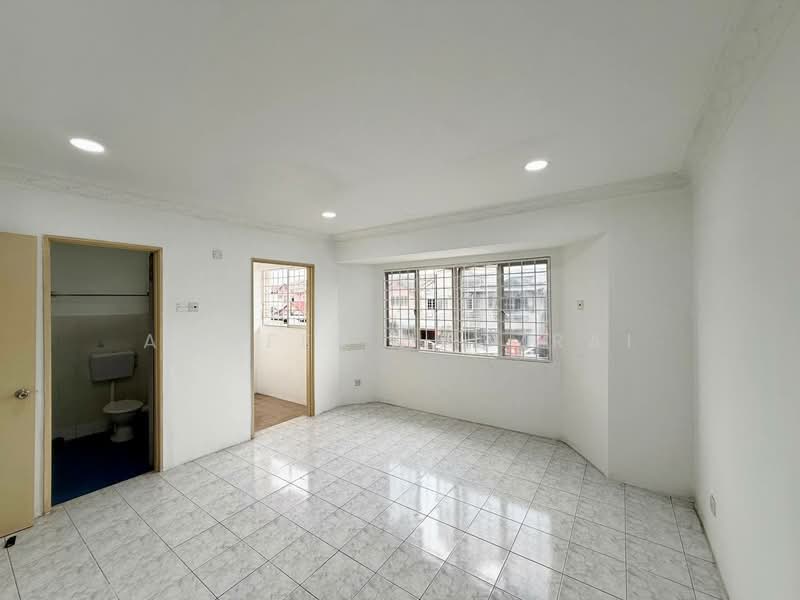 2-storey Terraced House for Sale in Taman Bukit Permai (Kajang) - Ammeer Nadzrai - Interior - PropertyGuru.com.my